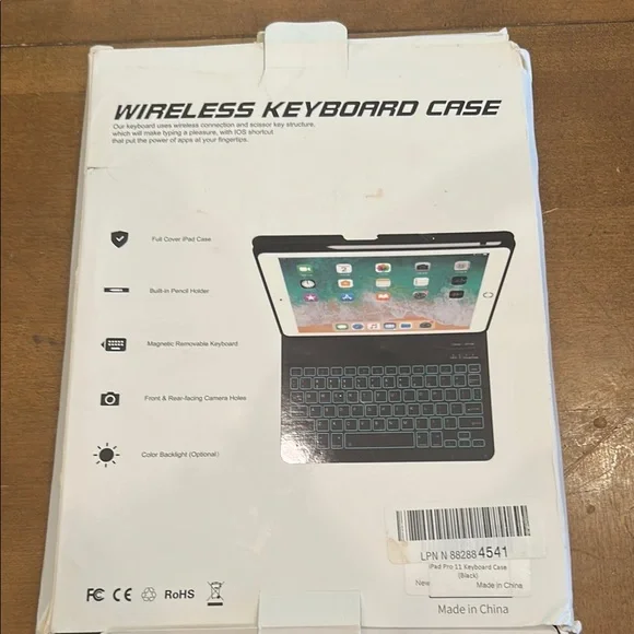 Wireless Black Tablet Keyboard with Folio Stand - Picture 2 of 3